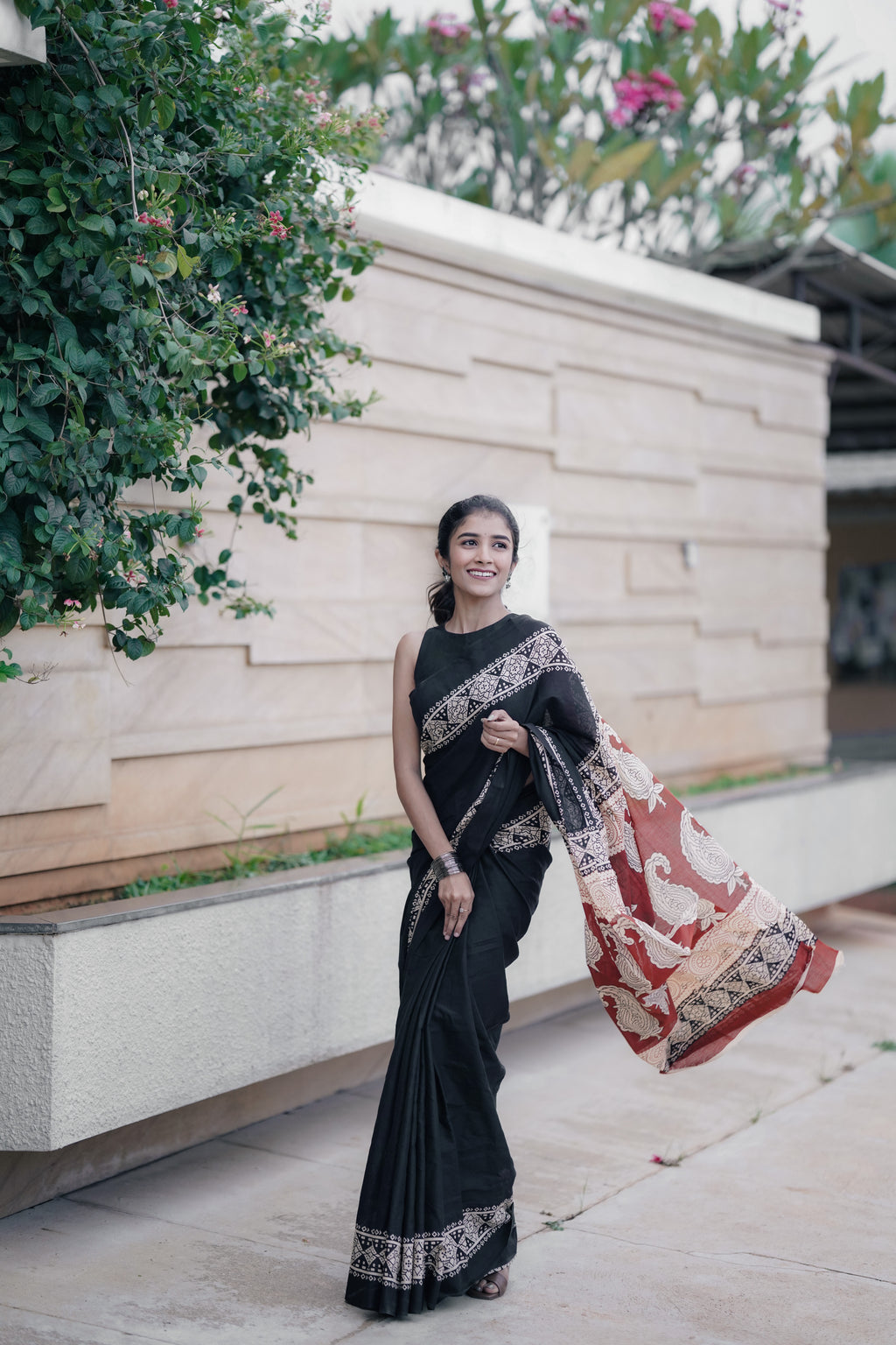 Black Cotton Saree (CODE-027)