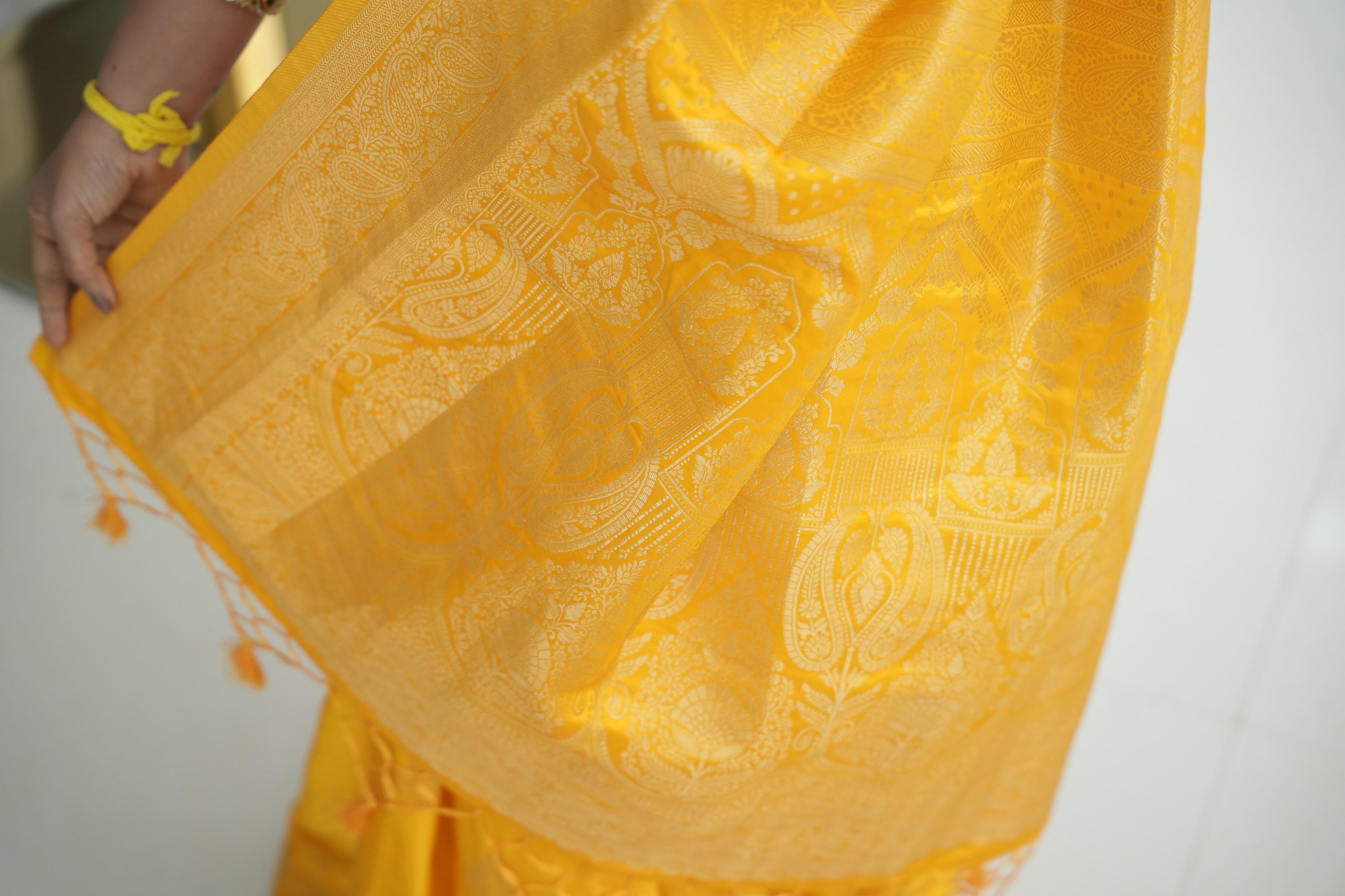 Yellow Premium Quality Pure Banarasi Silk Saree (CODE-031)