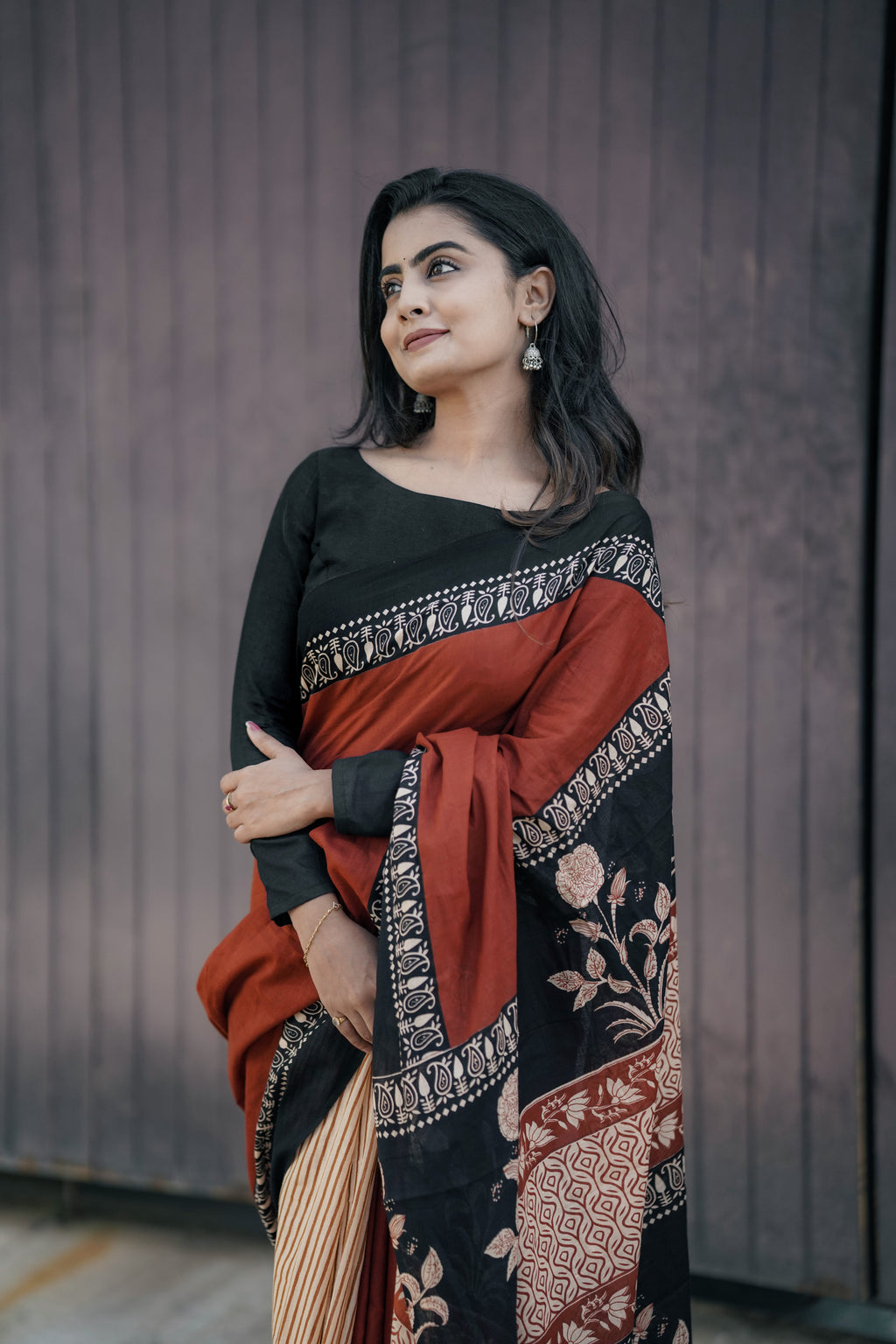Cotton Saree (Black With Brick Colour) (CODE-026)