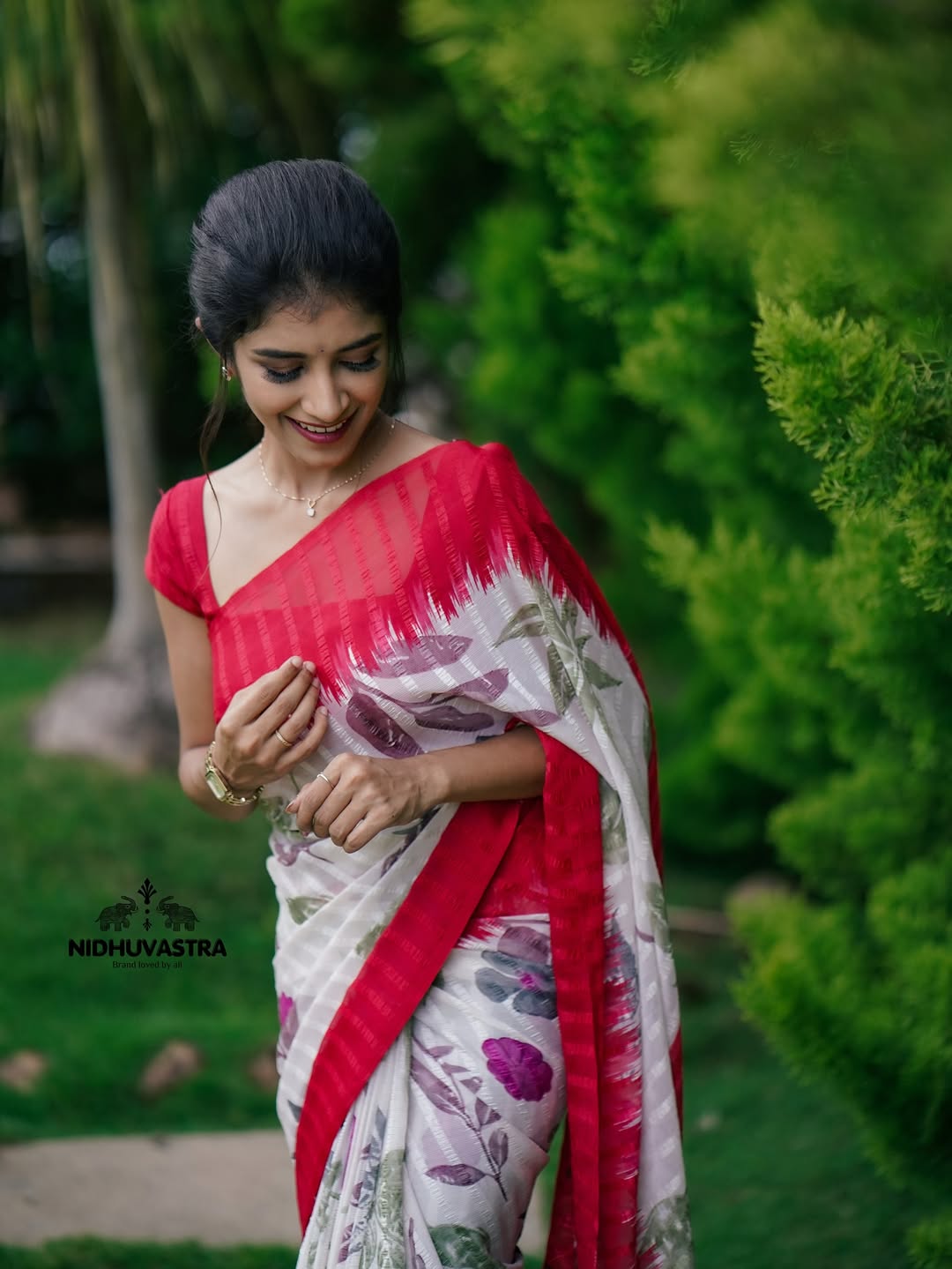 White and red soft silk saree with digital printed work (CODE-022)