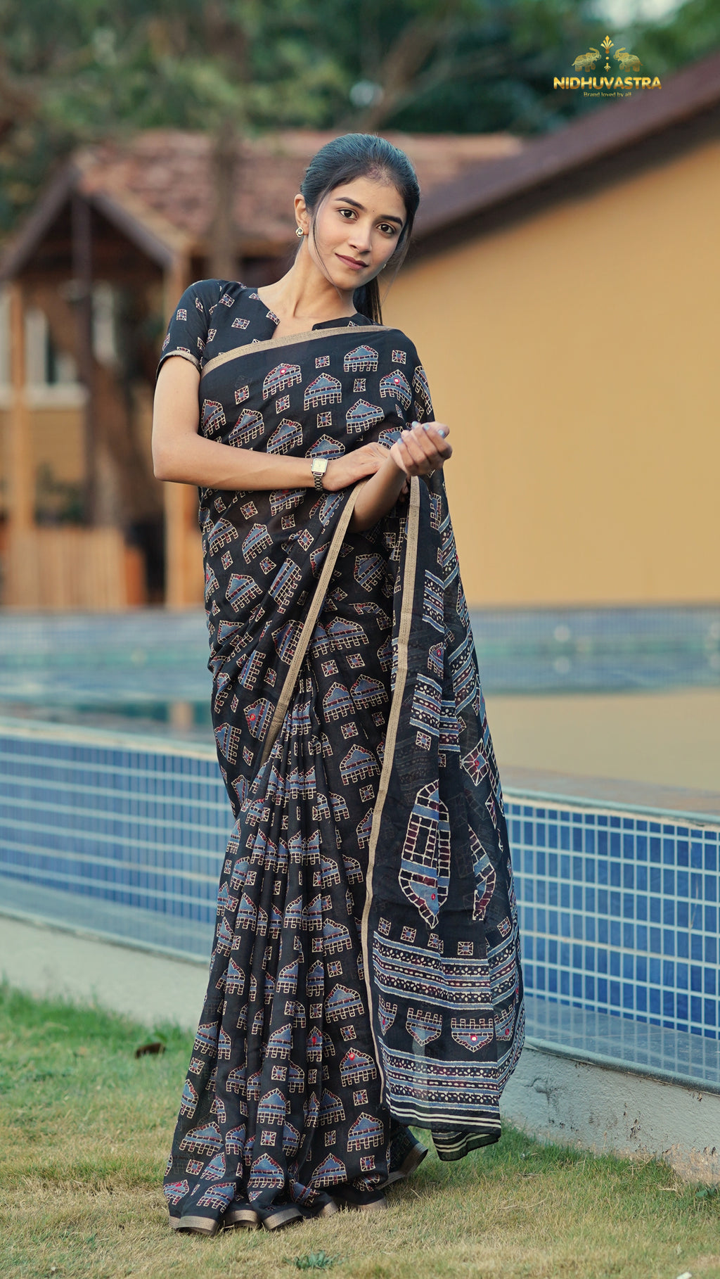 Black Fancy Saree (CODE-077)