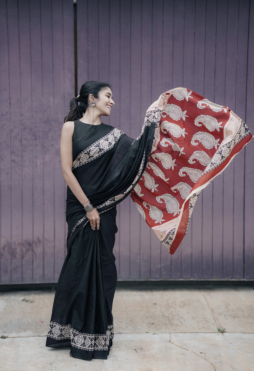 Black Cotton Saree (CODE-027)