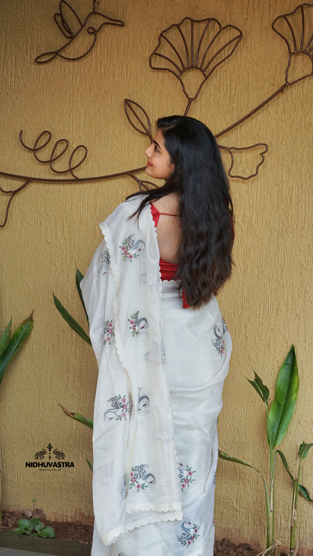 White swan print with red floral printed blouse (CODE-074)